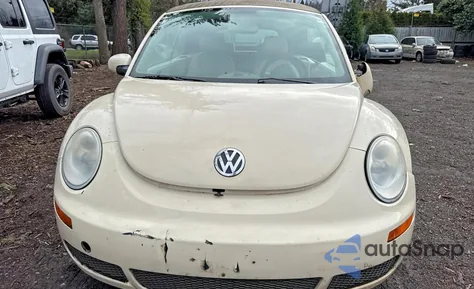 2008 Volkswagen New Beetle Convertible Se from USA, damaged, VIN 3VWRF31Y28M411370